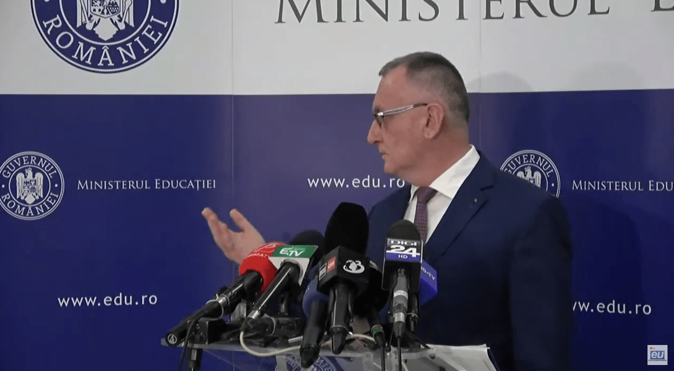Ministrul Educației a fost „educat”!